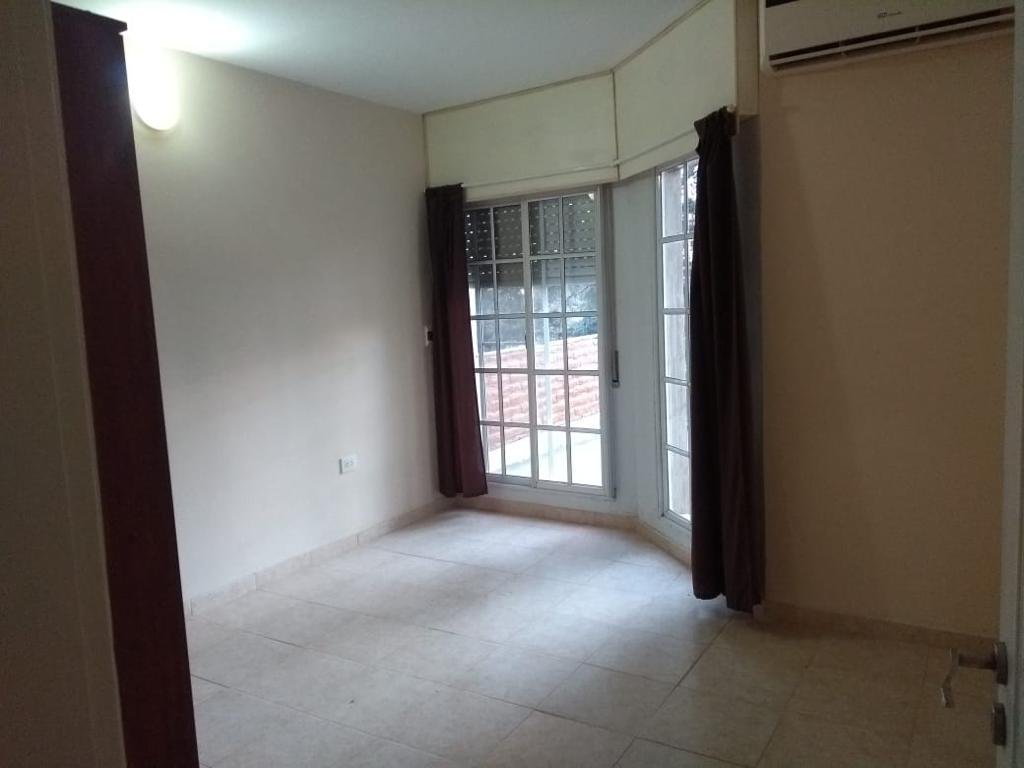 Casa Quinta en Hernández 55 – Santa Rosa