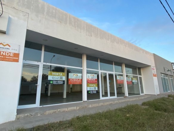 Salones Comerciales Divisibles – Raúl B. Díaz 2442