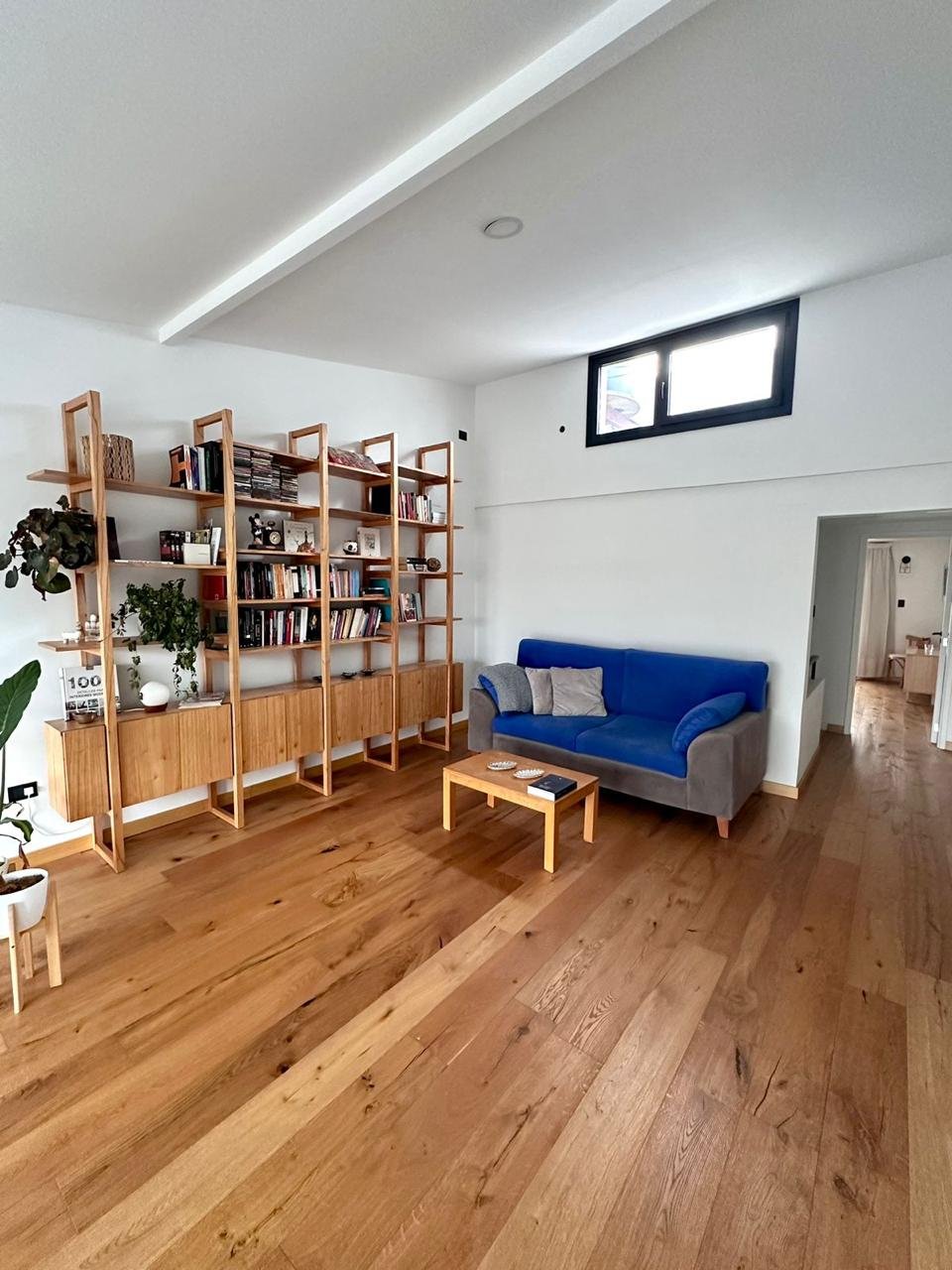 Casa de 2 Plantas con Pileta, Jardín y Parrilla – Quintana 520