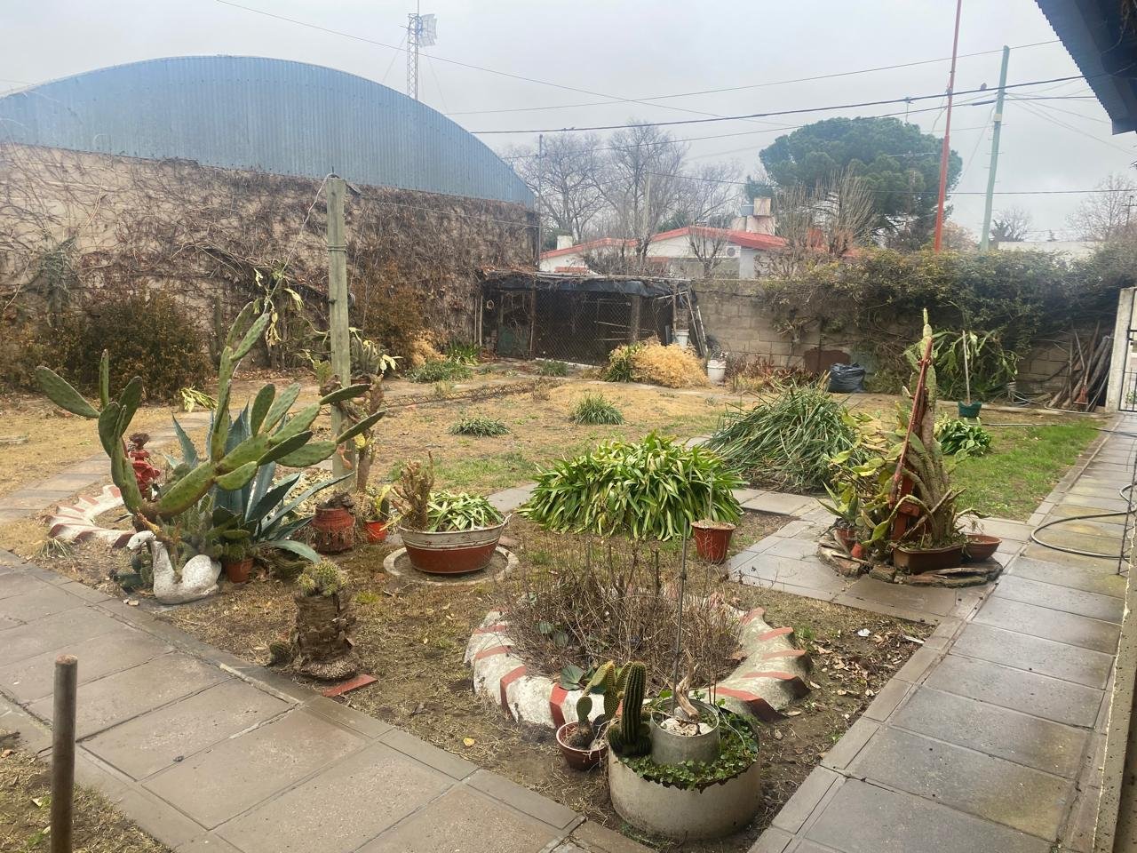 Casa en venta en la calle San Martin e Irigoyen en localidad de Monte Nievas, LP