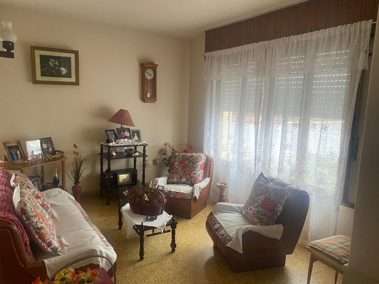 Casa en venta en la calle San Martin e Irigoyen en localidad de Monte Nievas, LP