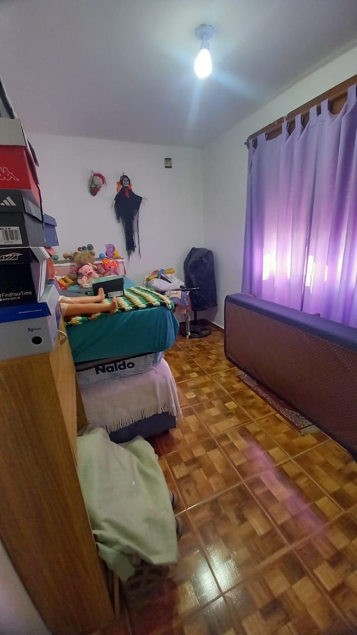 Venta y permuta de casa en la localidad de Uriburu
