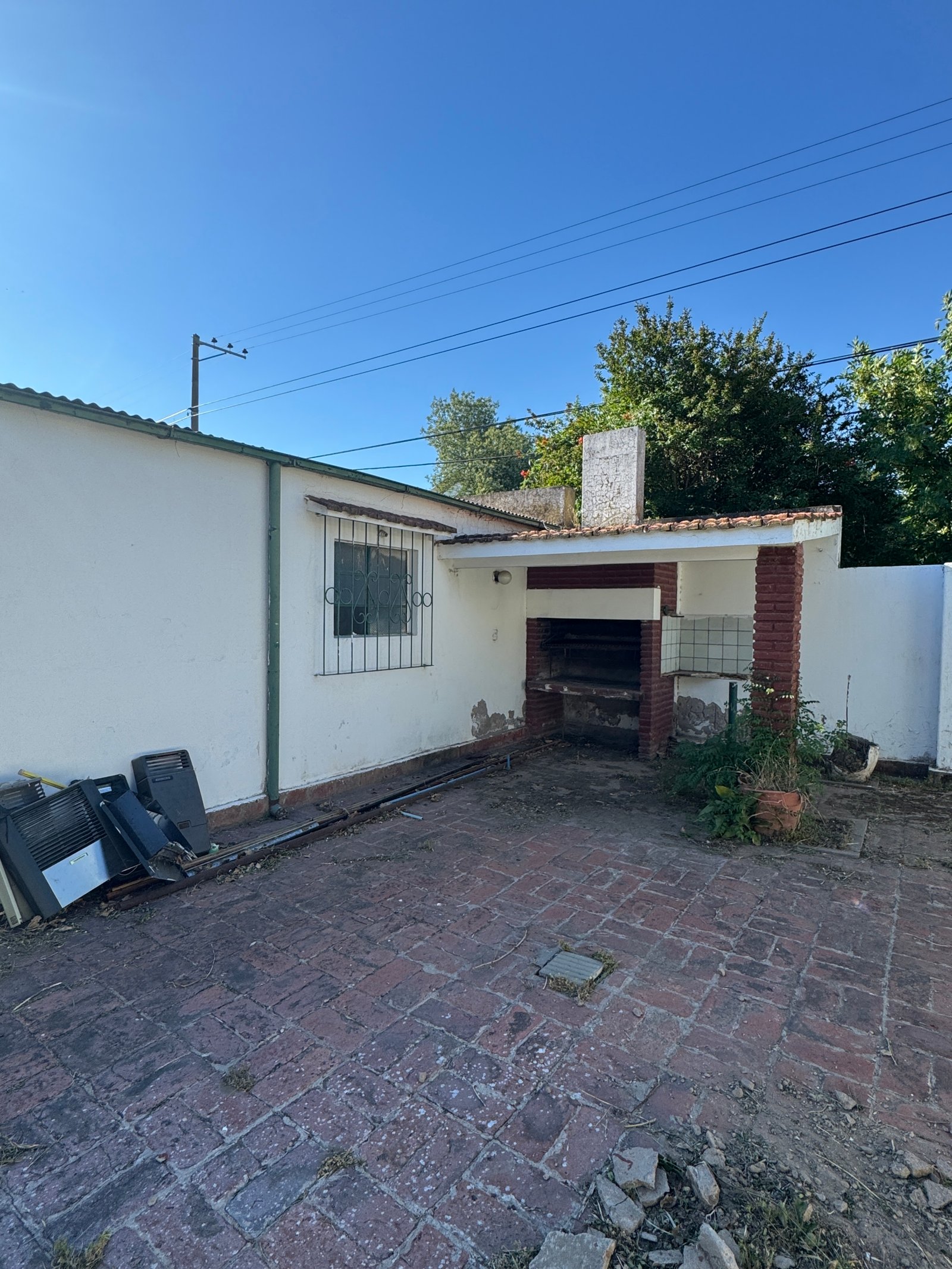 Casa en venta en calle Libertad y Estrada