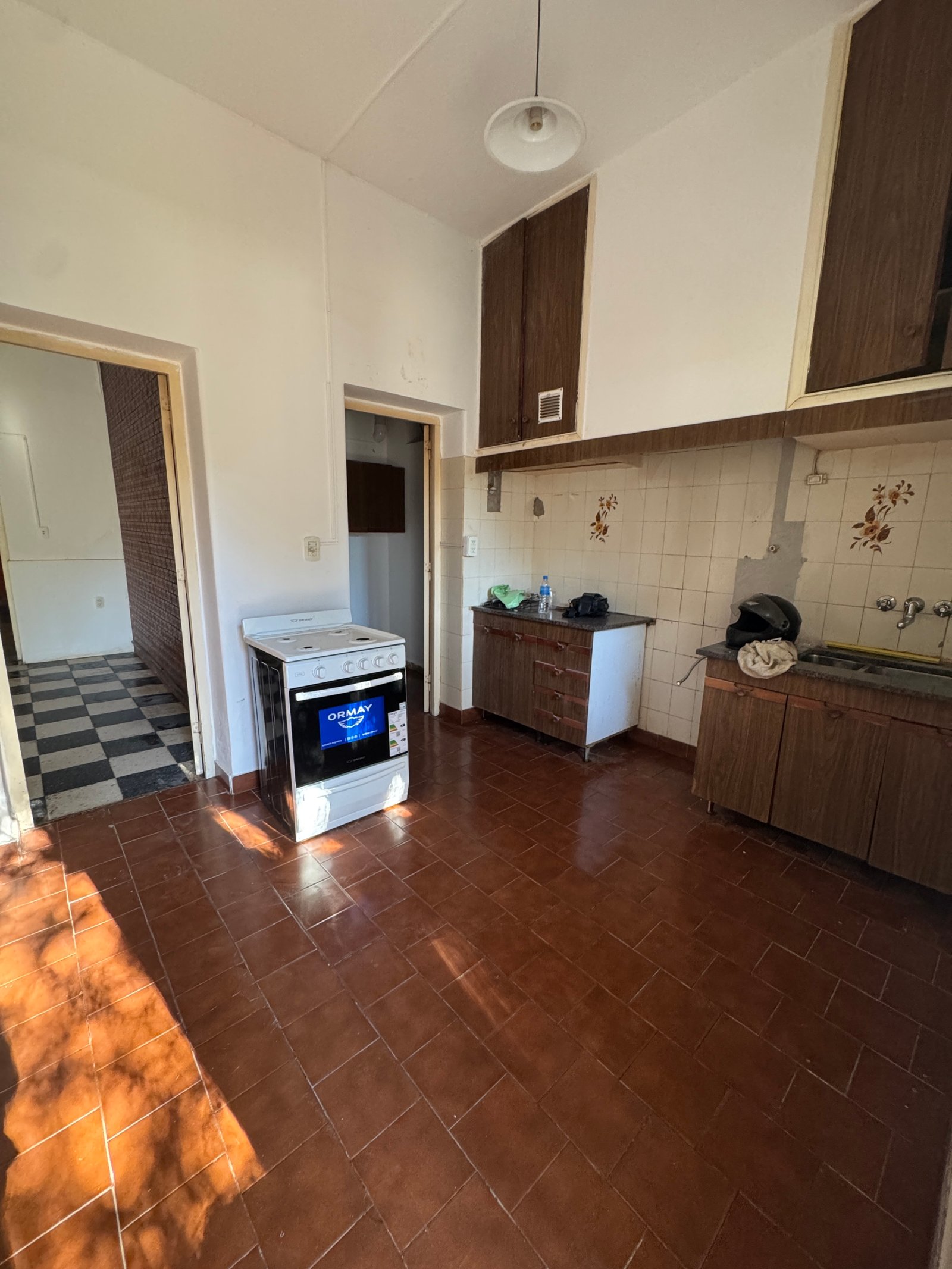 Casa en venta en calle Libertad y Estrada