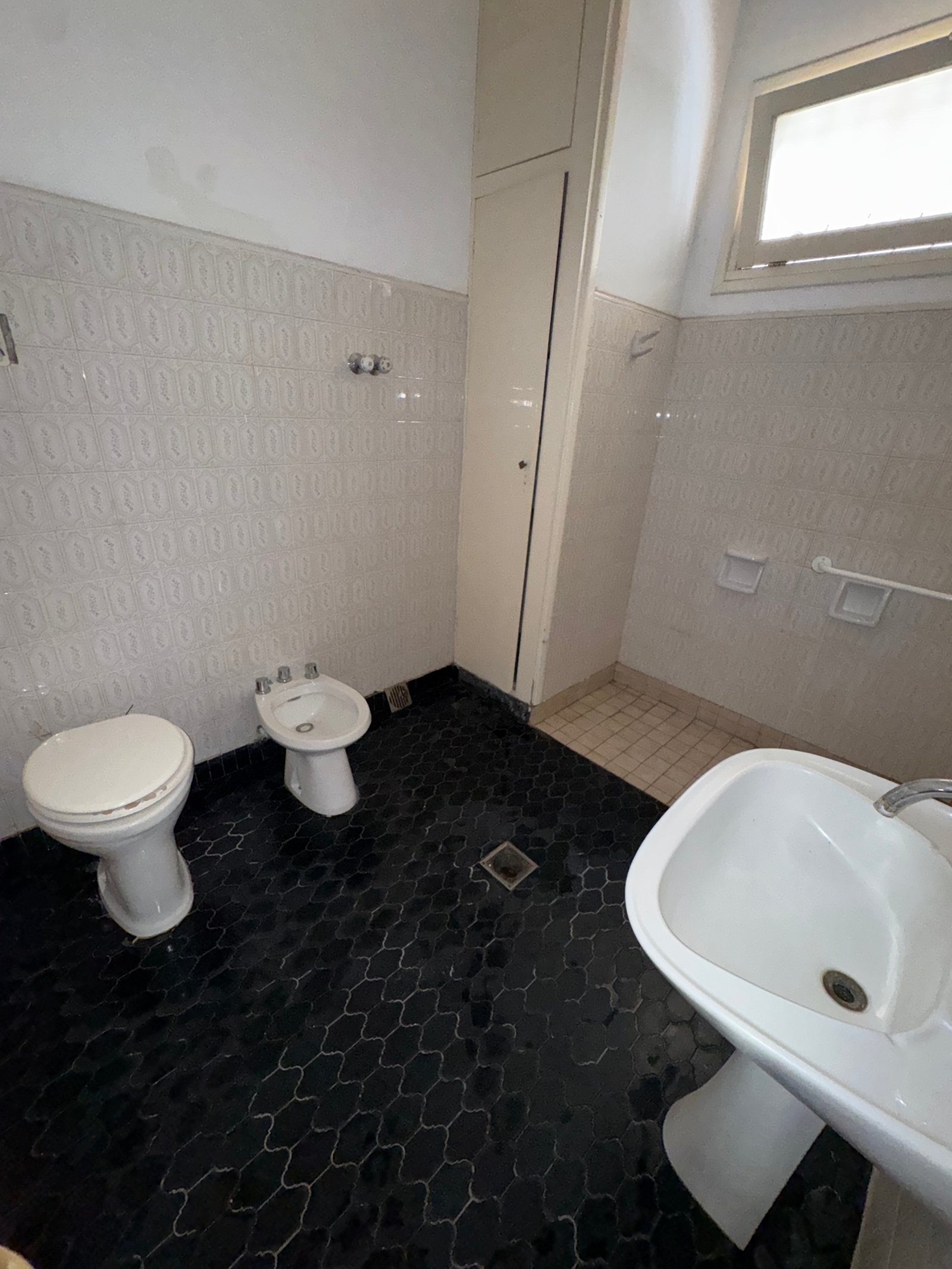 Casa en venta en calle Libertad y Estrada