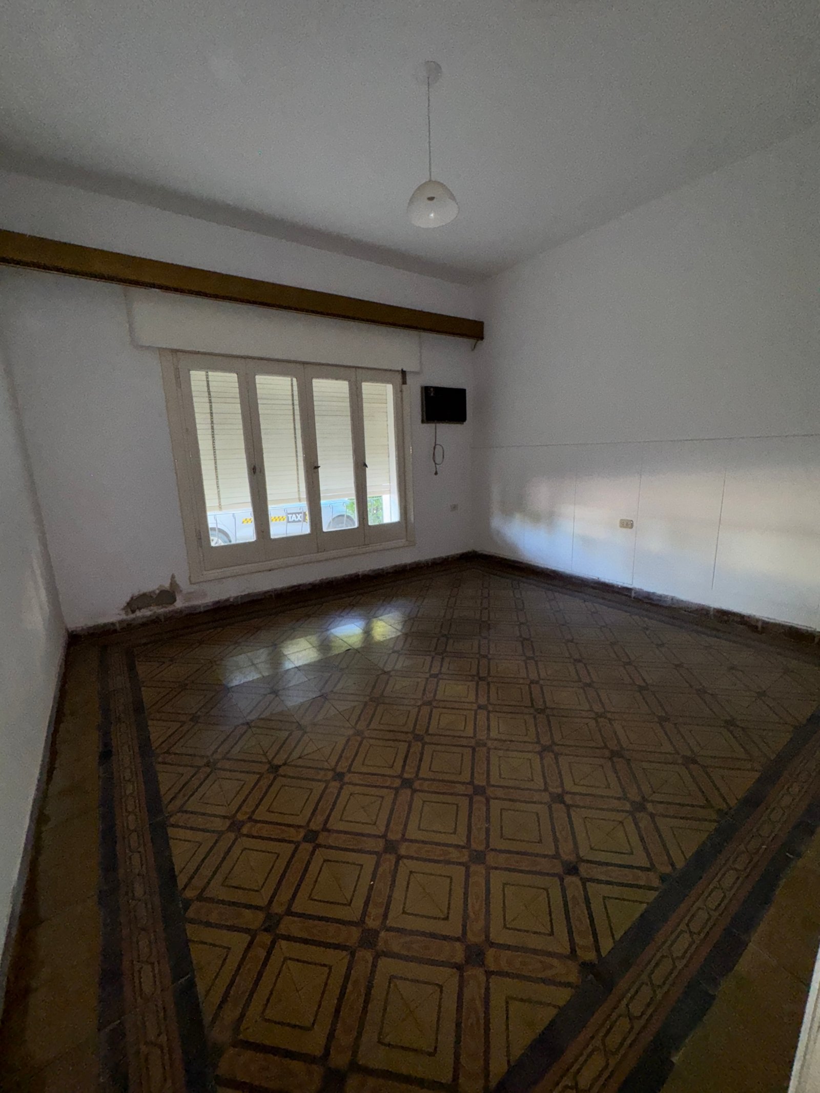 Casa en venta en calle Libertad y Estrada