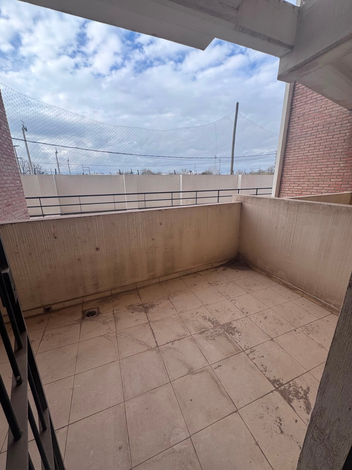 Se VENDE salón comercial de 68 m2